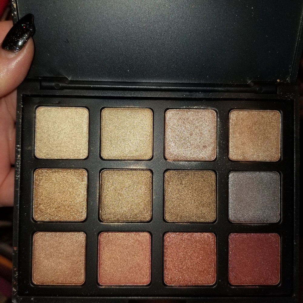 Morphe 12s no longer sold